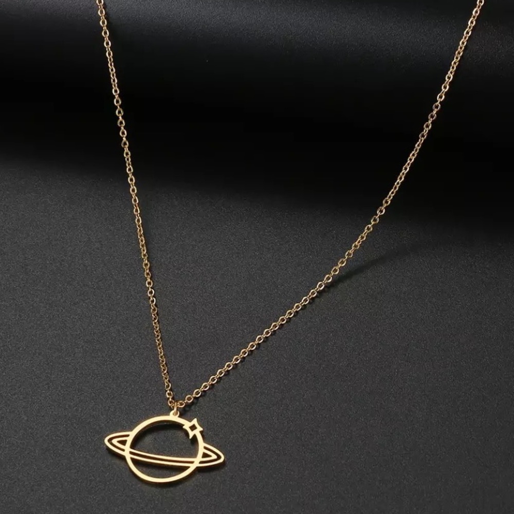 🎉 New Golden Saturn Necklace